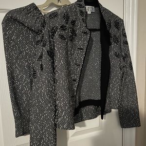 St John Collection Gray/Black Leaf Print Jacket and skirt set sz 4